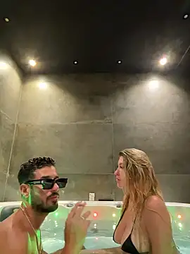 husbandandwifetobe online show from September 20, 9:13 pm