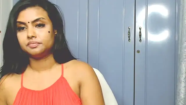 Indian GlowingMiax online show from October 30, 5:03 pm