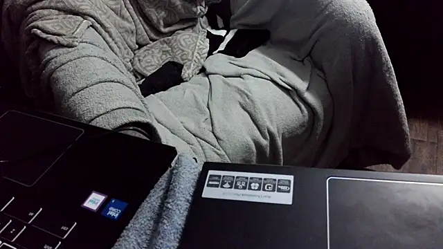 fetishslut4u online show from October 11, 5:23 am