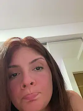 Danielaeliana online show from July 9, 3:31 am