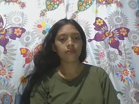Snapshot of preggymom19 chatting on October 14, 3:20 am preggymom19 online show from October 14, 3:20 am