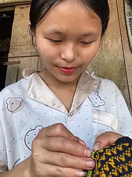 milo bae online show from March 31, 7:52 am