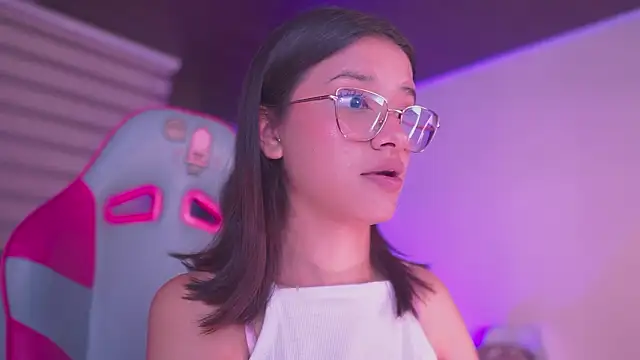 Lana Dreams  online show from February 3, 1:16 am