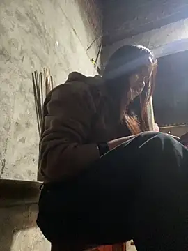 phungtiti online show from February 9, 9:44 am