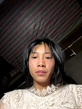 EmLy02 online show from December 21, 10:08 am