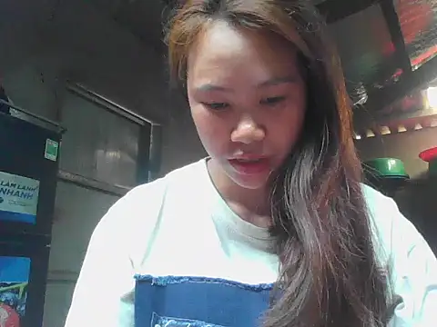 fanchunn online show from March 1, 8:03 am