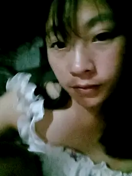 Snapshot of baybytay123 chatting on October 1, 3:28 pm baybytay123 online show from October 1, 3:28 pm