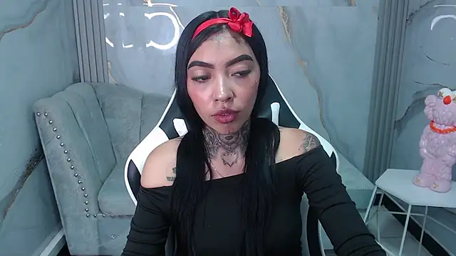 Ashley Blum v online show from September 26, 8:06 pm