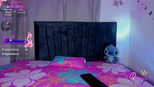 emmie bunny online show from March 1, 12:43 am