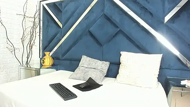 CandyandSteven online show from September 25, 2:54 am