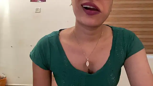 LucytheDevilQueen online show from November 26, 2:45 am