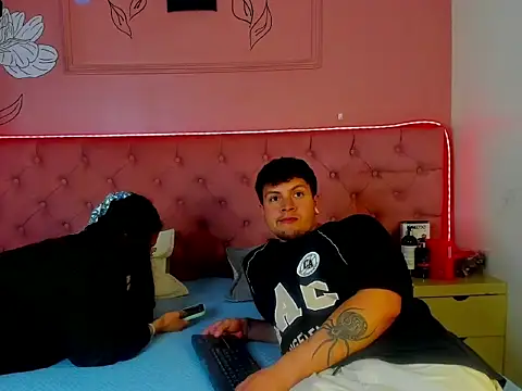 Ethan N Abby online show from January 13, 10:03 pm