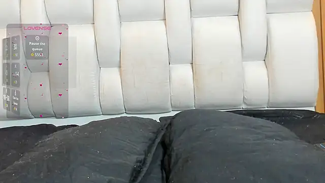 kristal joi dl online show from November 7, 1:28 pm