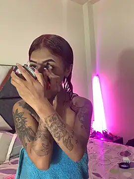 Dirty isabella18 online show from November 2, 9:29 pm