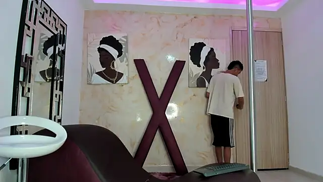 BEAUTY BOYS1 online show from April 6, 1:23 pm