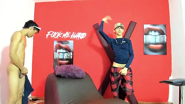 BEAUTY BOYS1 online show from March 5, 8:48 pm