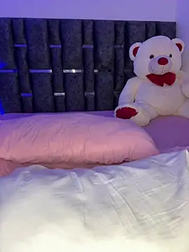 Bella-kim- online show from March 30, 7:30 am