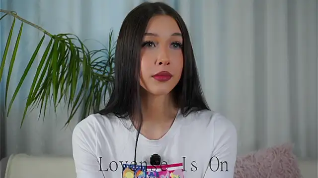 EviaRabasca online show from March 30, 11:43 am