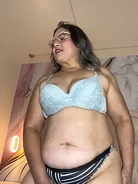 Lucy Milf 474 online show from March 17, 12:09 pm