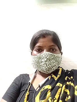 Snapshot of crazcy-couples chatting on October 4, 4:55 pm crazcy-couples online show from October 4, 4:55 pm