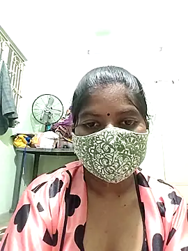 Snapshot of crazcy-couples chatting on September 11, 5:35 pm crazcy-couples online show from September 11, 5:35 pm