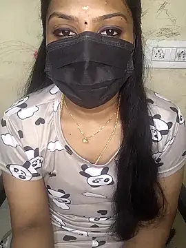 Snapshot of Tamil_Attitude_queen chatting on September 30, 8:03 pm Tamil Attitude queen online show from September 30, 8:03 pm