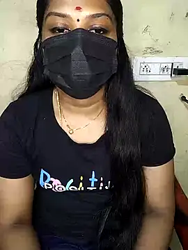 Snapshot of Tamil_Attitude_queen chatting on October 31, 7:29 pm Tamil Attitude queen online show from October 31, 7:29 pm