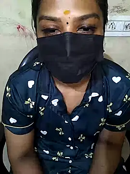 Snapshot of Tamil_Attitude_queen chatting on September 16, 7:33 pm Tamil Attitude queen online show from September 16, 7:33 pm