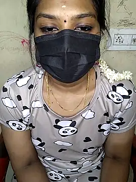 Snapshot of Tamil_Attitude_queen chatting on September 23, 7:34 pm Tamil Attitude queen online show from September 23, 7:34 pm