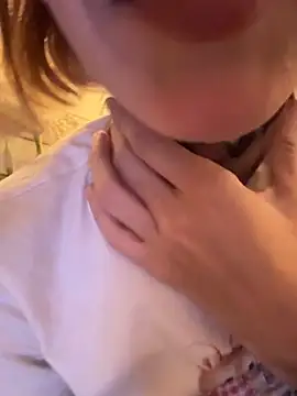 SweetBunnyGF online show from June 5, 11:22 pm