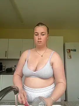 EllaSmithxox online show from October 1, 2:44 pm