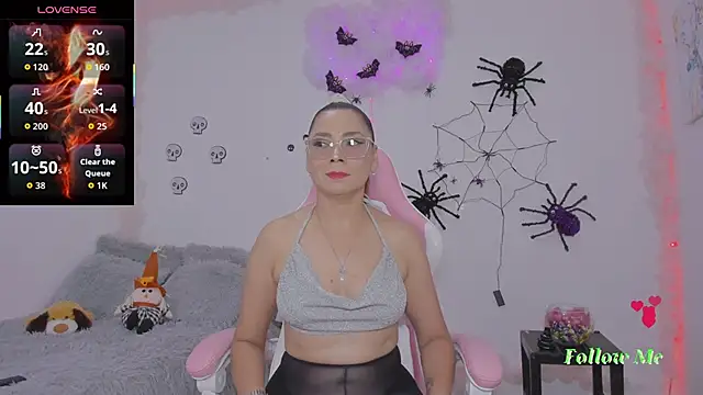 milfAaura online show from October 25, 3:14 am