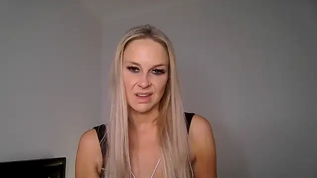 imyourgoodgirl69 online show from November 8, 11:04 am