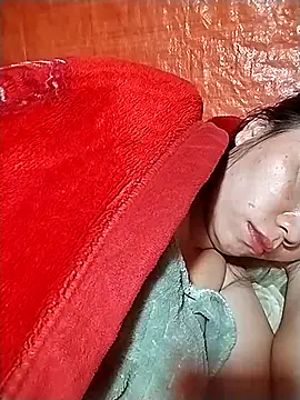 venu00 online show from October 4, 8:35 pm