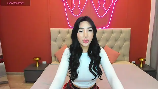 Jennifer Munoz online show from October 1, 7:46 am