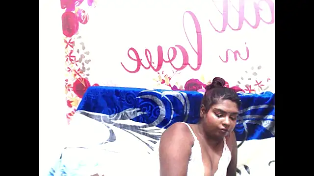 indianmystica694u online show from October 10, 8:08 am