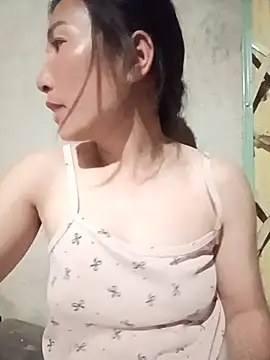 YAYAA-502 online show from April 10, 1:28 pm