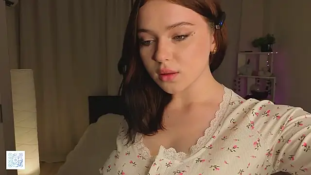 ThuBoppre online show from September 13, 4:37 pm