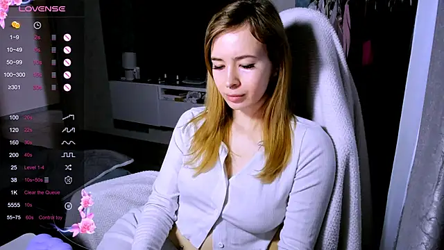 ZoyaMill online show from April 2, 6:55 am