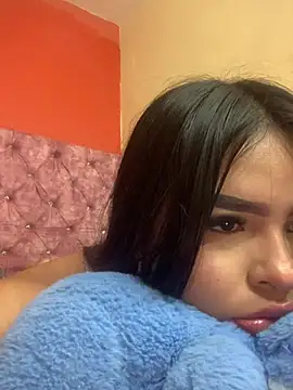 SweetSophie26 online show from June 25, 5:12 am