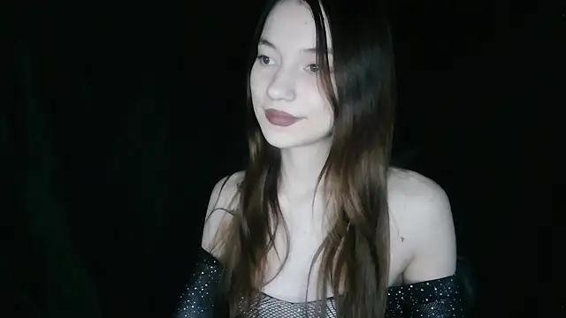 Snapshot of Liza-Kitty chatting on October 25, 9:39 am Liza-Kitty online show from October 25, 9:39 am