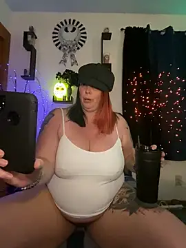 voorheesgirl online show from September 30, 2:39 am