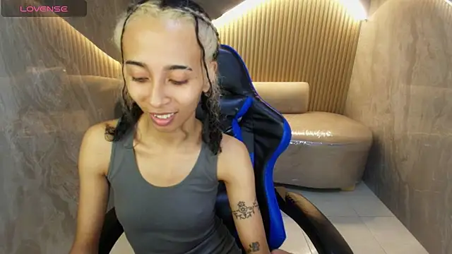 Agnis ink r online show from October 8, 3:22 am