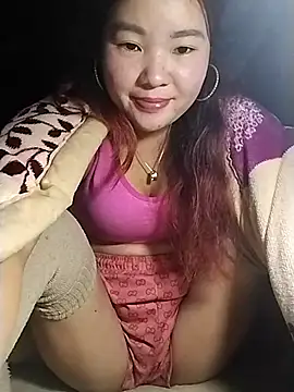 lylylove online show from February 2, 1:15 am