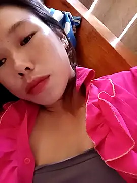 Ngocmi909 online show from October 16, 12:24 am