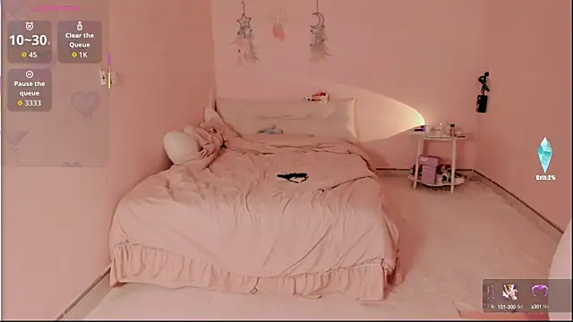 strawberry-ni online show from September 12, 3:41 pm