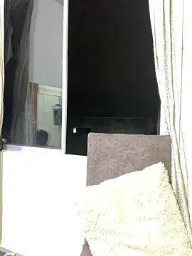 Kylie Patrick online show from November 4, 1:10 am