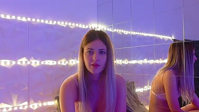 Aishha  online show from October 17, 5:21 am