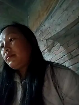 miss-su online show from April 18, 7:58 pm