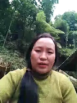 miss-su online show from February 22, 7:20 am